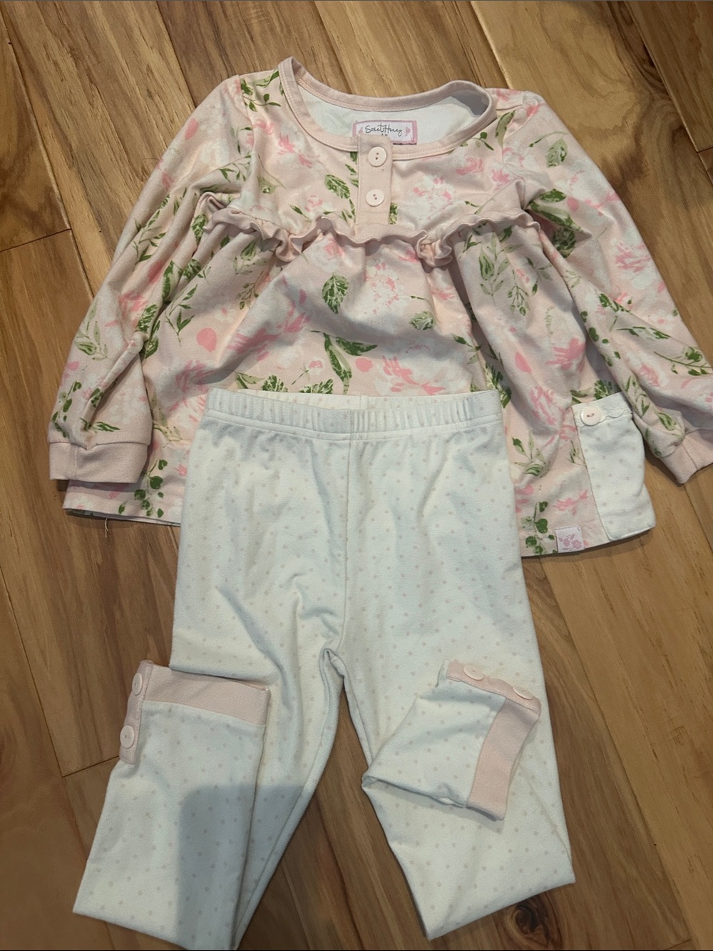 SweetHoney Pink Floral Ruffle Long-Sleeve Pajama Set with Cream Leggings